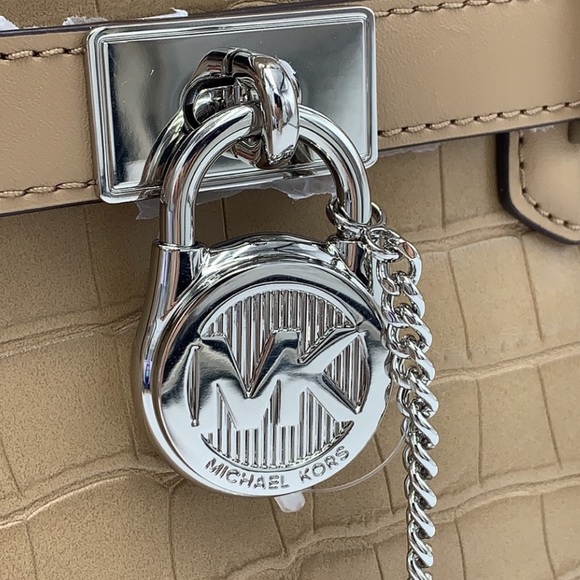 Michael Kors Hamilton Medium
Satchel Crossbody Croc Embossed CAMEL COLOR - Picture 16 of 16